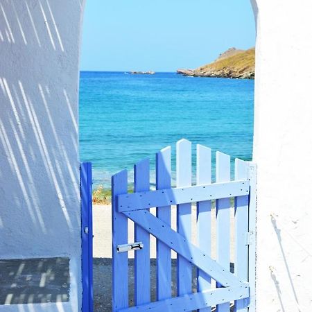 The Charming Beach House, Ideal For 4 To 5 People Ioulis エクステリア 写真