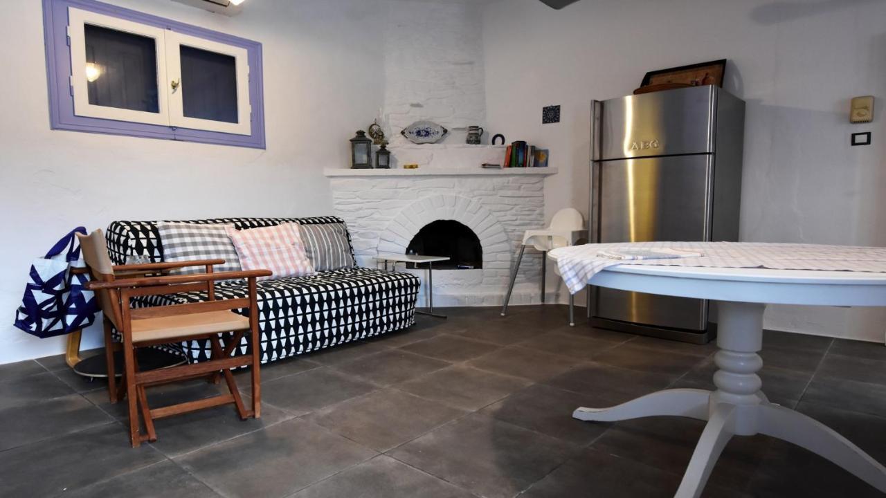 The Charming Beach House, Ideal For 4 To 5 People Ioulis エクステリア 写真